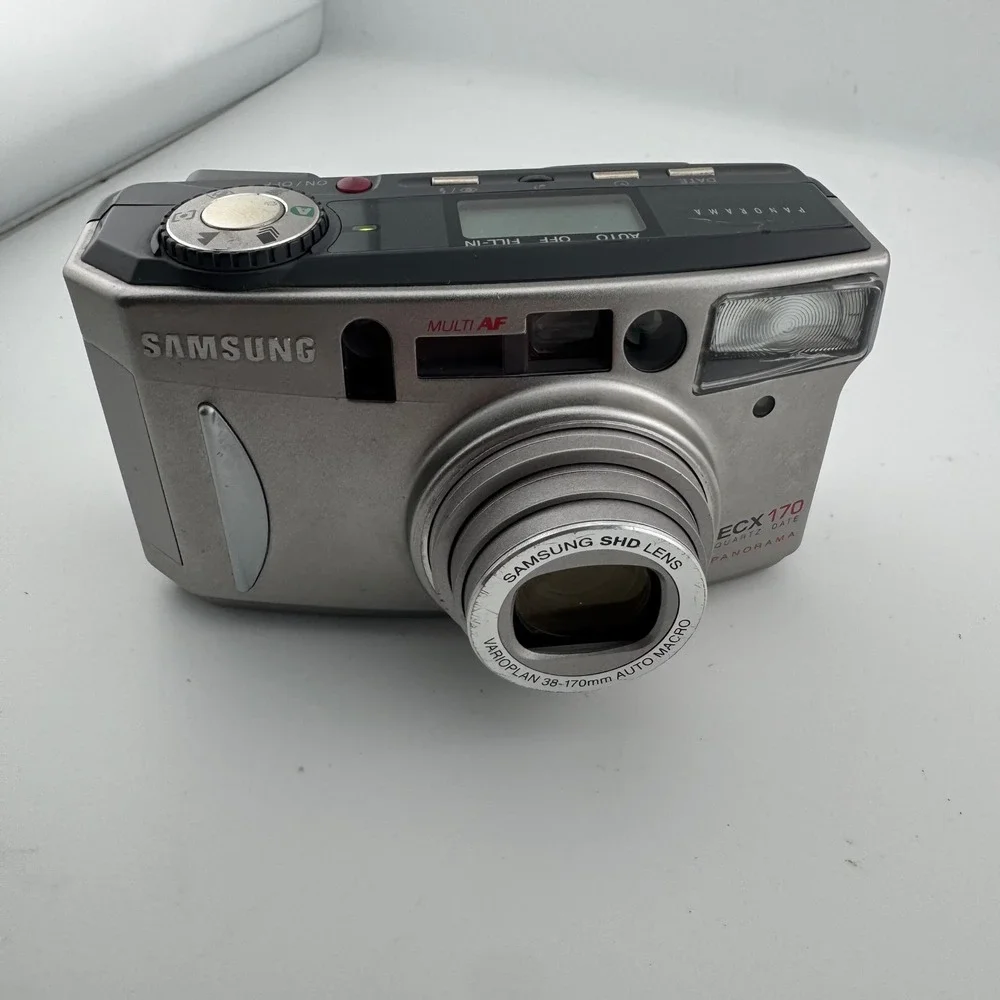 Samsung ECX 170 35mm Film Camera Silver 38-170mm Zoom Panorama Quartz Date Good